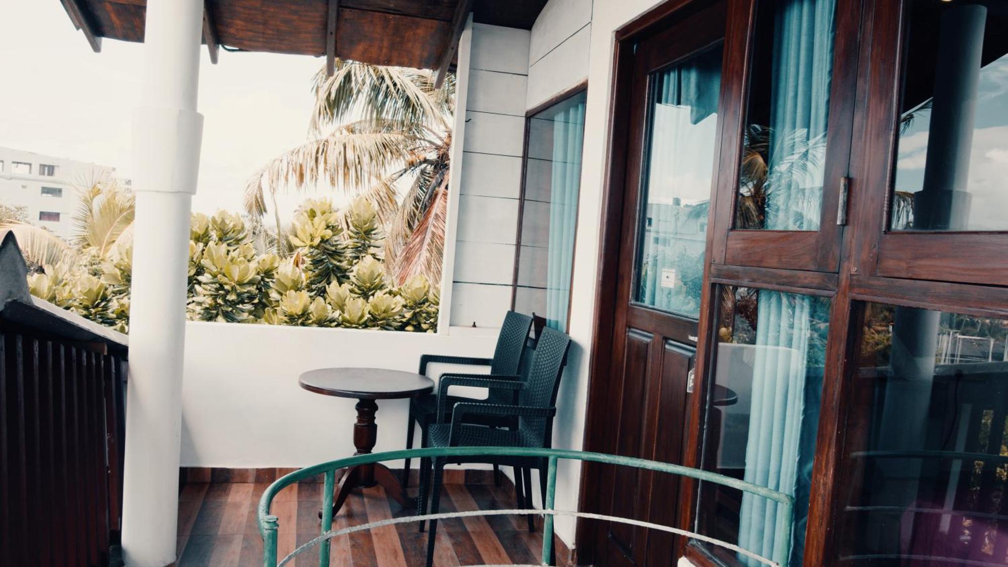 Seashore Mirissa Exterior photo