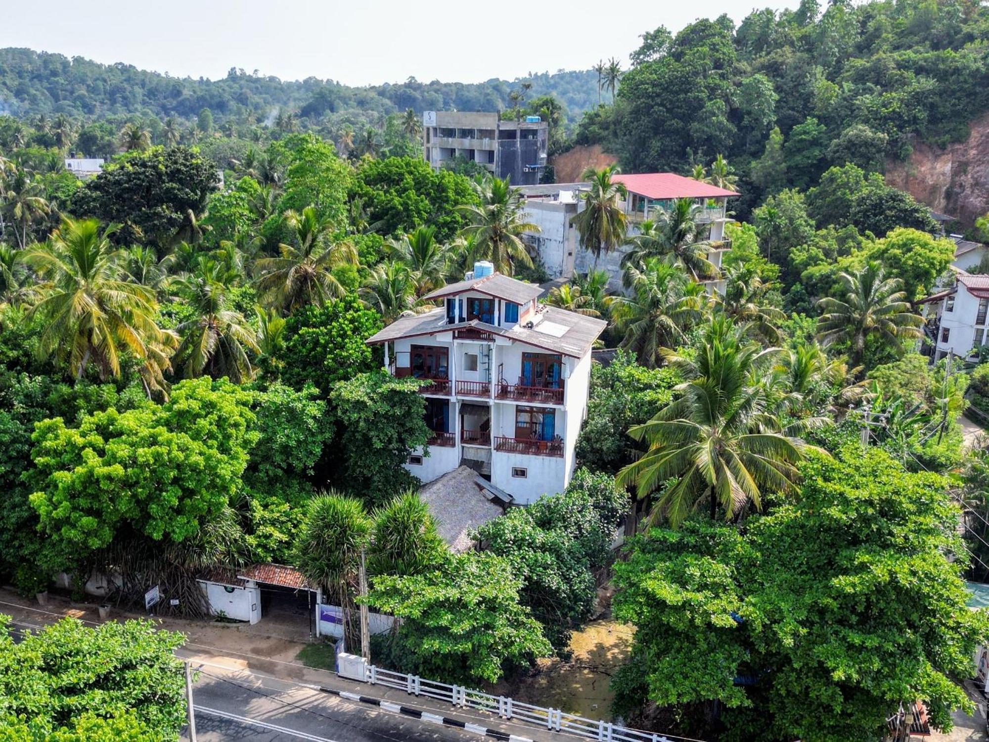 Seashore Mirissa Exterior photo