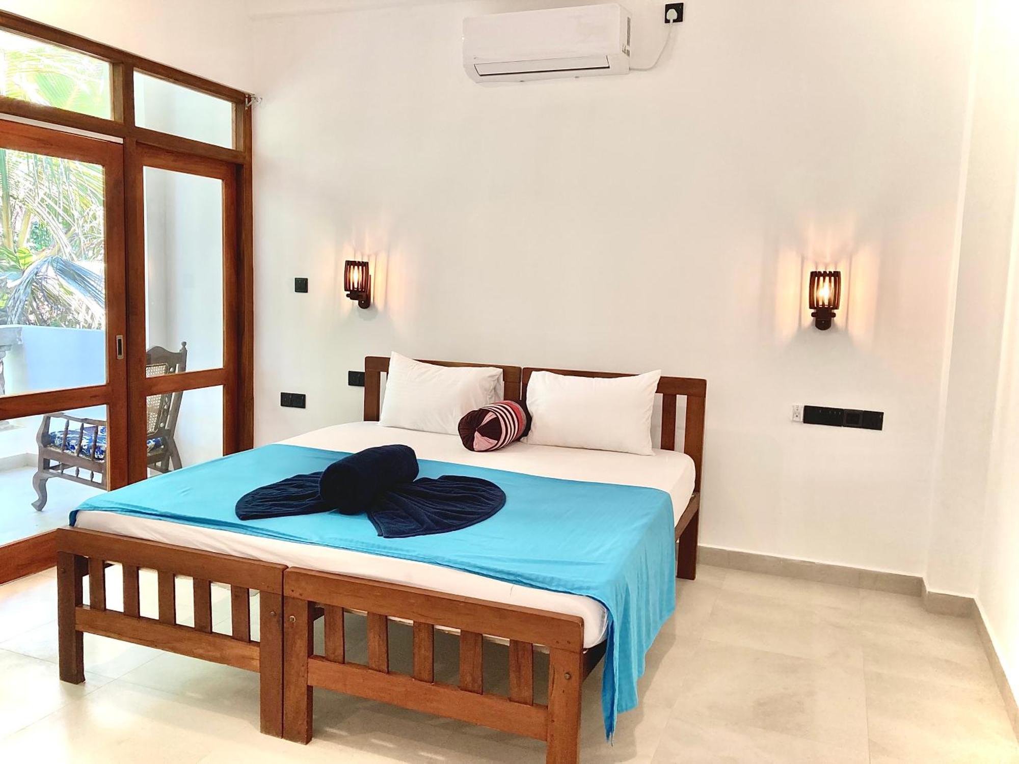 Seashore Mirissa Room photo